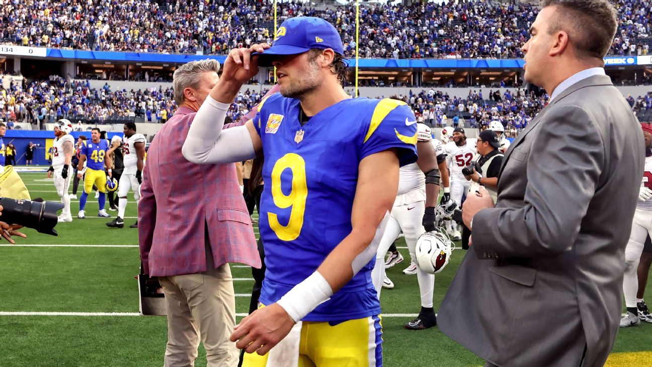 From superteam to 2-4 disappointment? Barnwell on what...