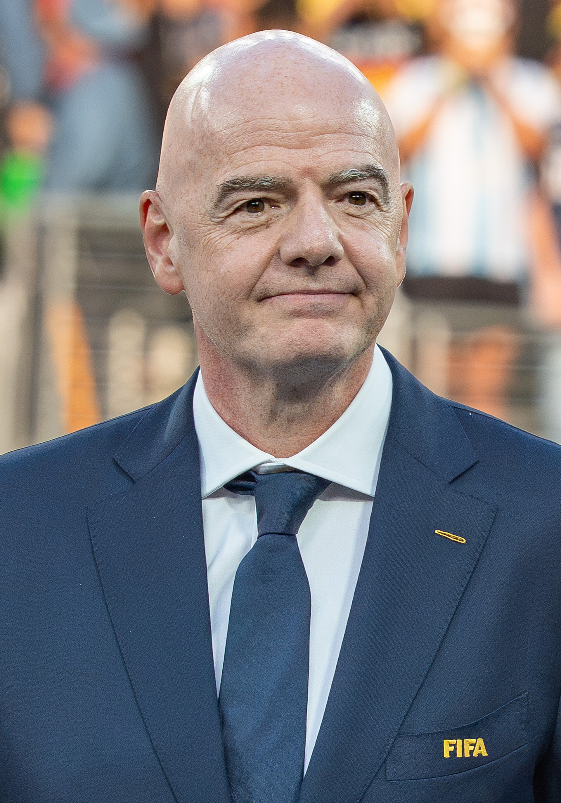 Gianni Infantino: Fifa president apologises over World...