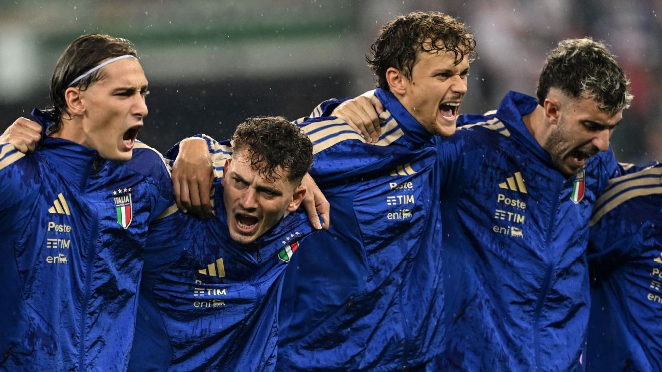 La famiglia: Esposito brothers make history for Italy...