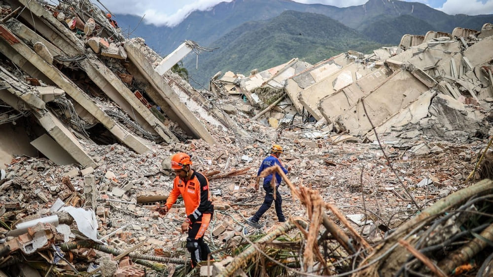 img of MLB, MLBPA donate $1M for Venezuela quake aid