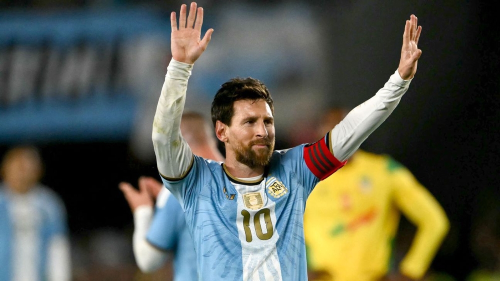 img of Miami coach urges MLS fans to enjoy Messi after...
