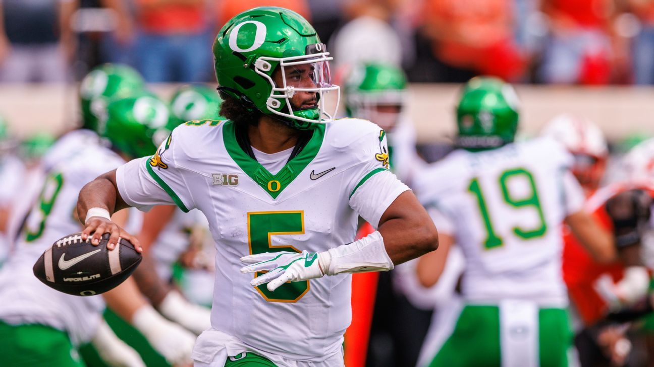 Oregon QB Moore ruled out for UCLA game, Raiola to get...