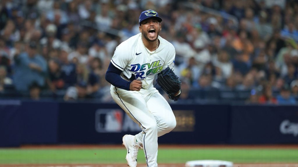 img of Peralta shuts down Guardians as Rays even ALCS in Game 2