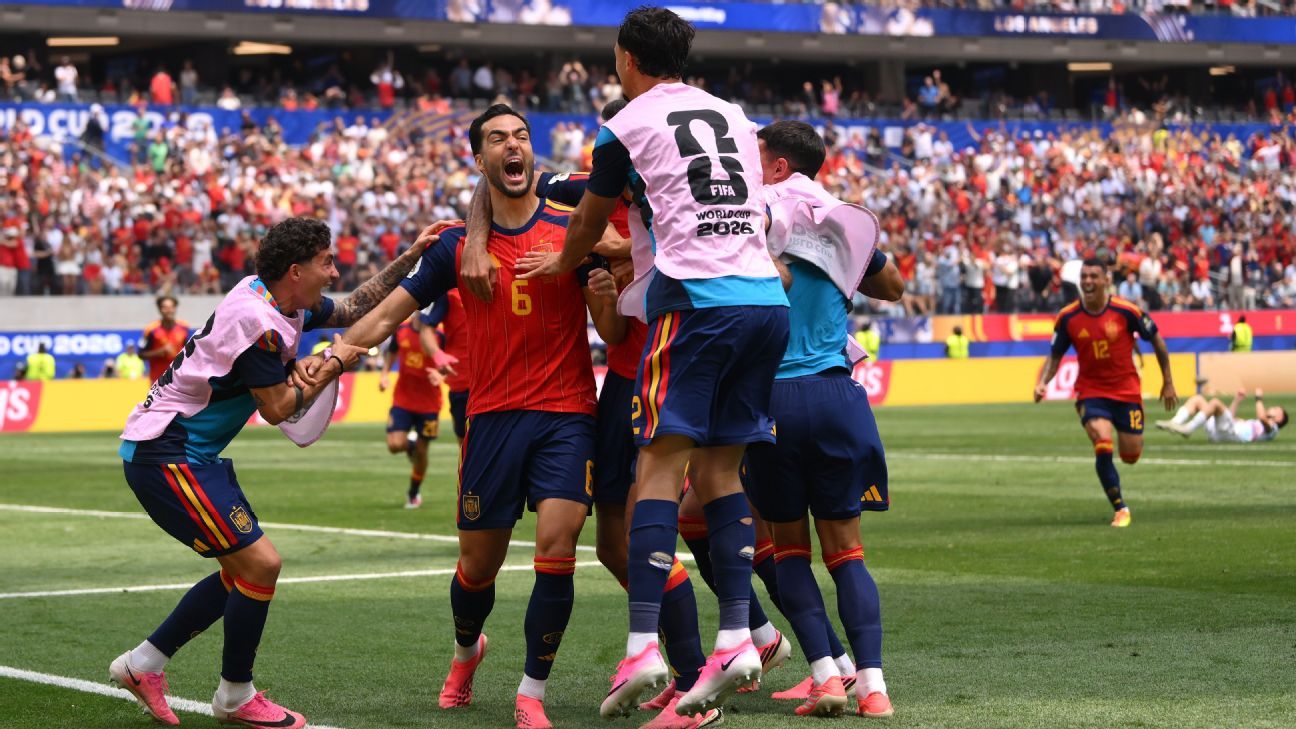 Spain strike late to book WC semifinal with France...