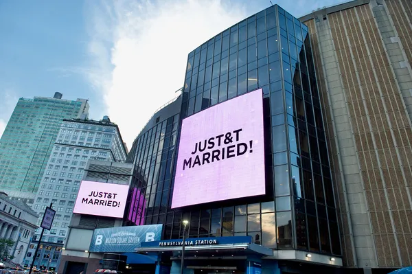 img of Taylor Swift Did More for LA Hotels Than The World...