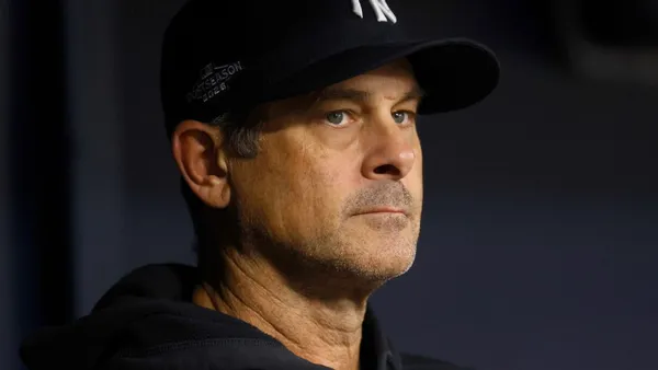 img of Yankees bumble through 'really rough night' in Game 2...